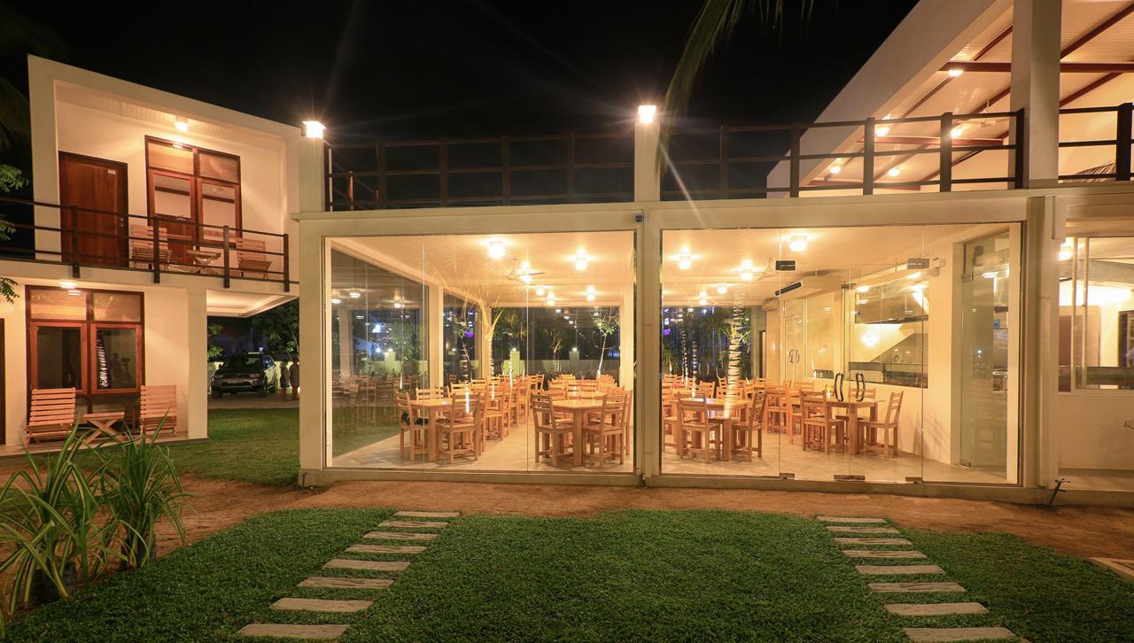 Arugambay Roccos Hotel Arugam Bay Exterior foto